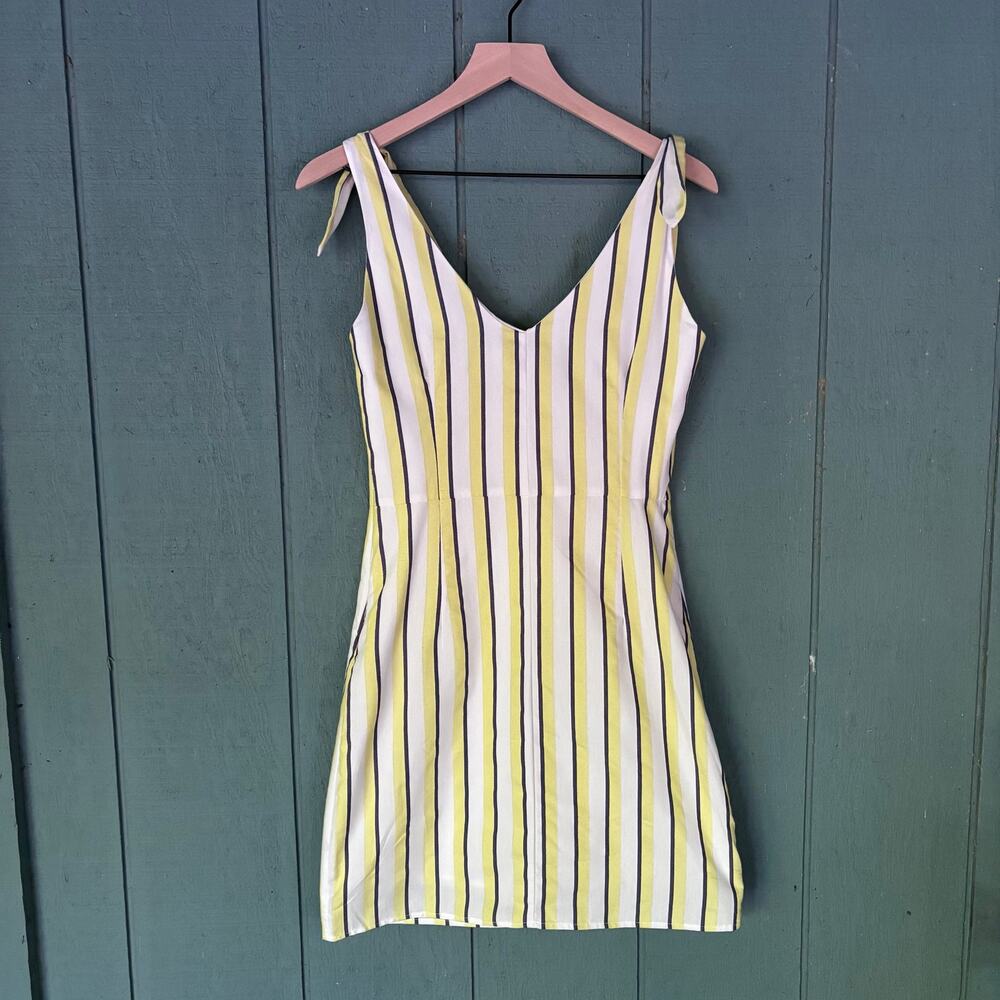 Cupcakes and Cashmere Marguerite Striped Mini Dress Sz Quiet Luxury Coastal sz4 - Picture 5 of 9